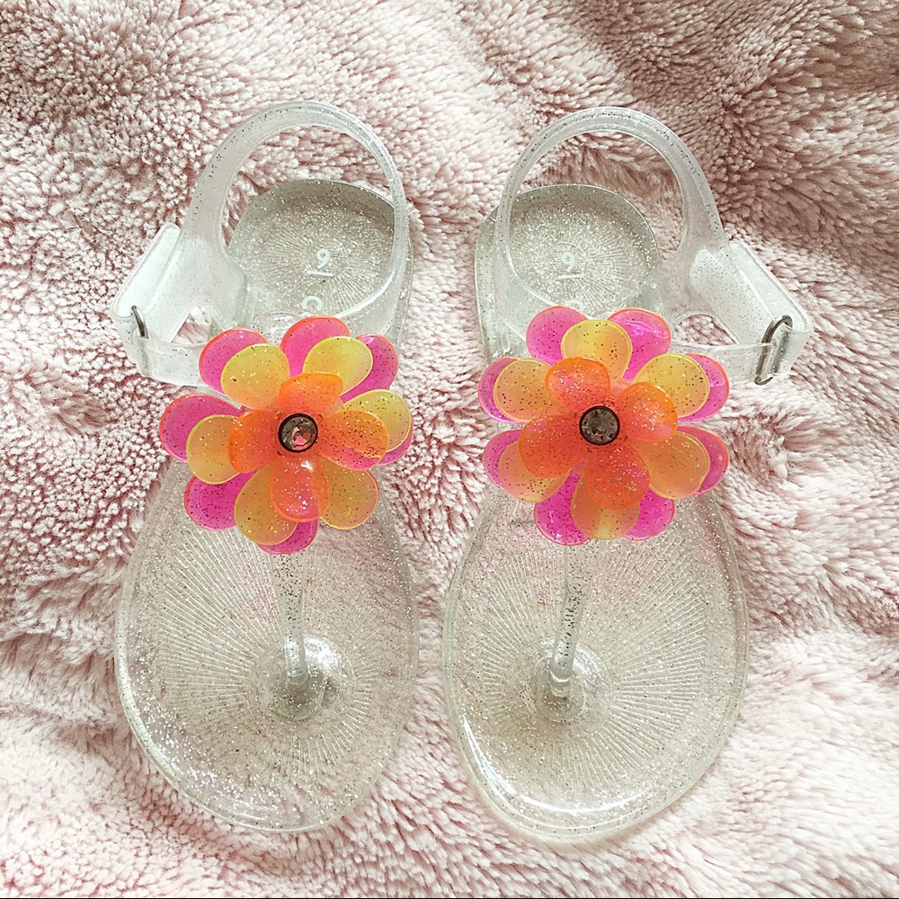 New Carter’s toddler girl sandals size 9t